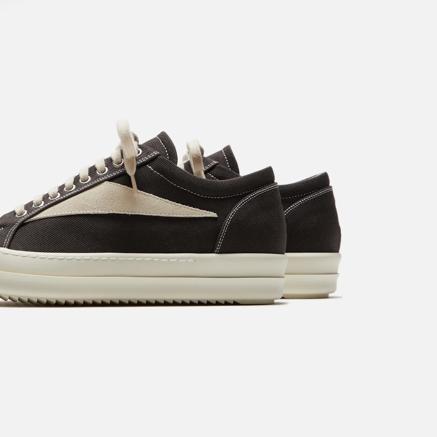 Rick Owens
DRKSHDW Vintage Sneakers Denim