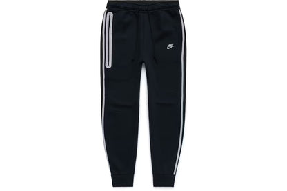 Nike Sportswear Tech Fleece Reflective Details PantBlack/Bemis Silver
