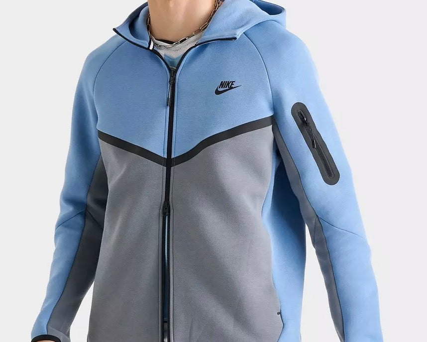 Nike Tech
Men's Fleece Windrunner Full-Zip Jacket (Grey/Blue)